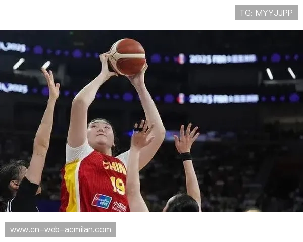 女篮的战术板上写满了胜利的细节