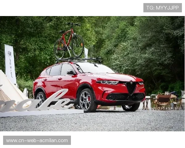 托纳利回撤组织，中场纵深被拉开，托纳利落选