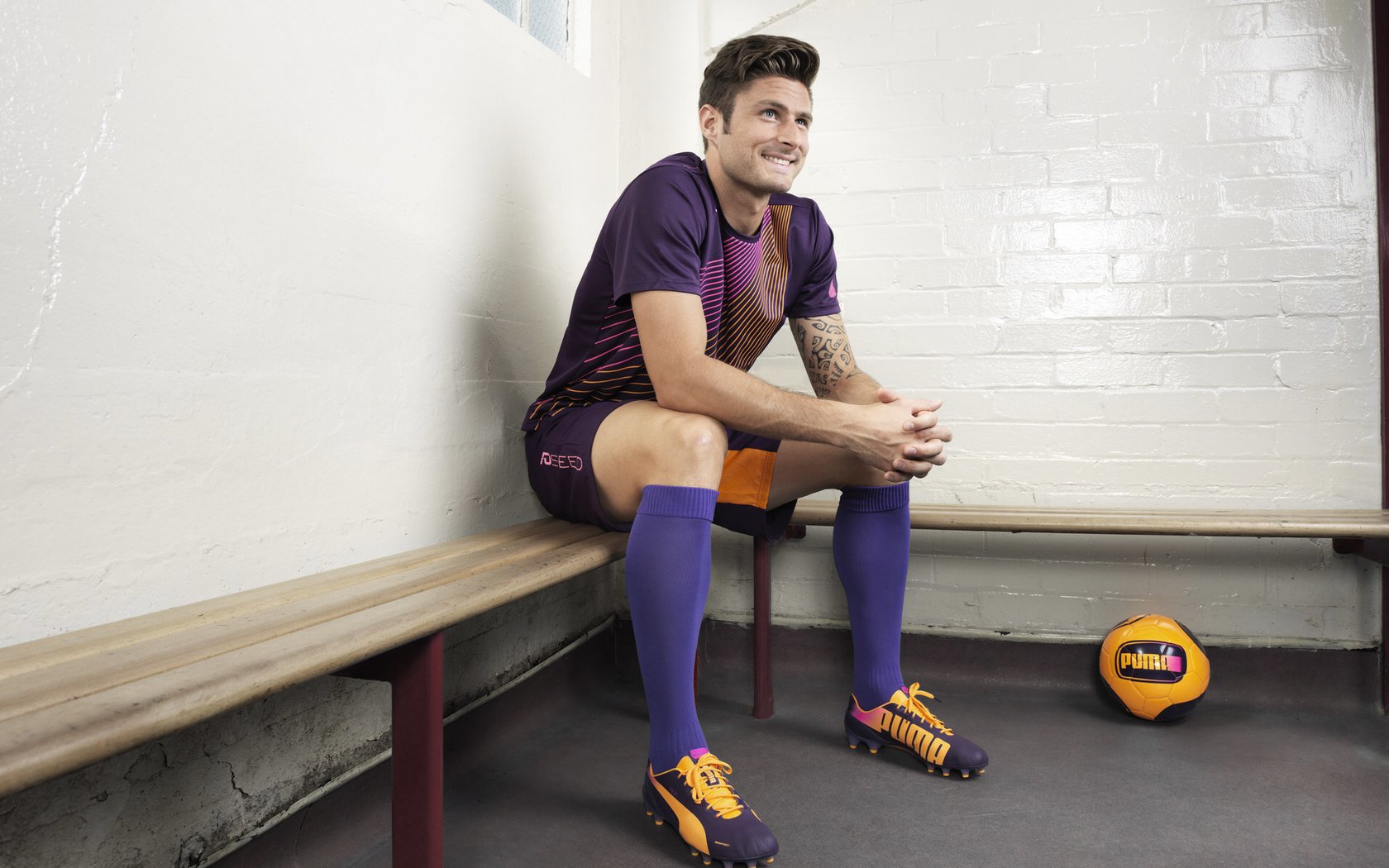 “马科斯·梅特罗的全能防守技巧,成就阿根廷美洲狮队的竞争力”