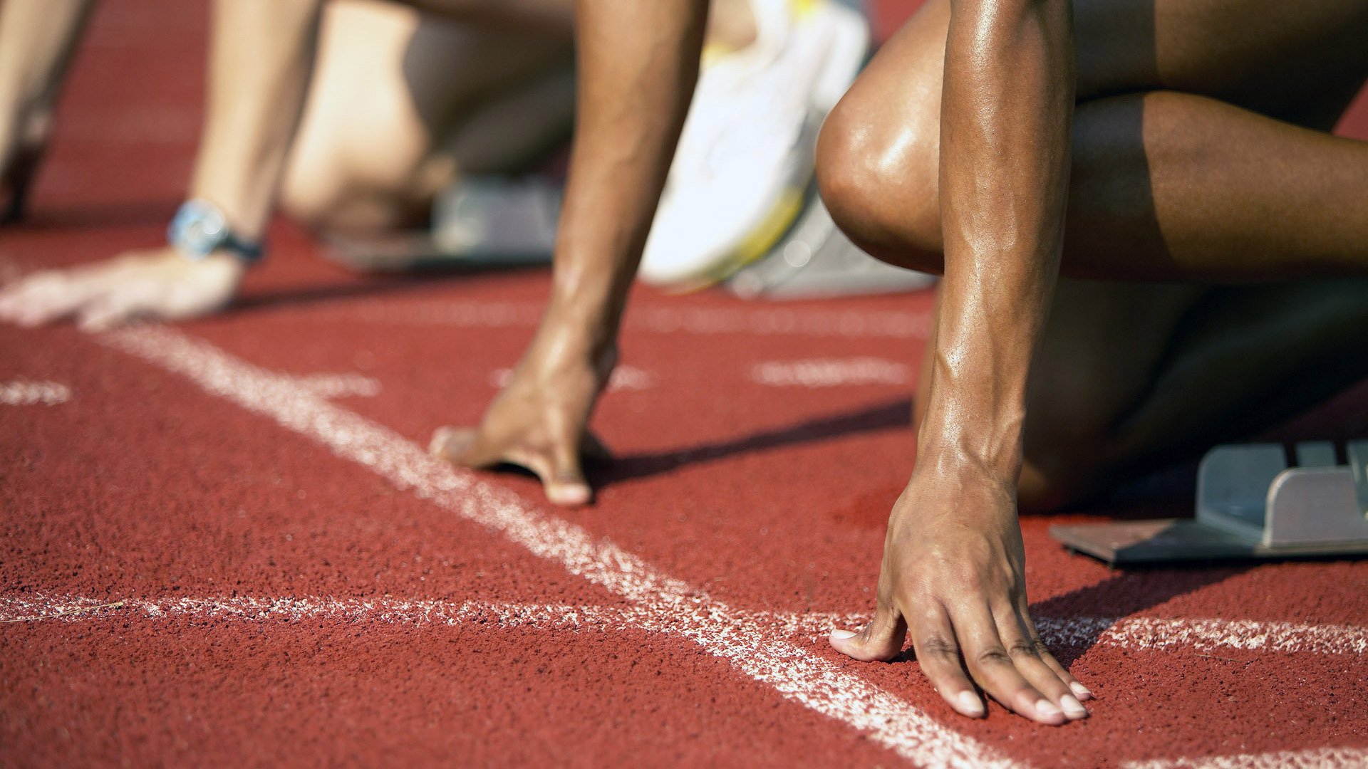 恩多耶-布鲁阿尔赛场表现引发媒体关注,恩多尔篮球